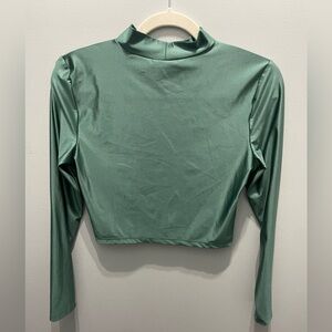 Green Long Sleeve Top
